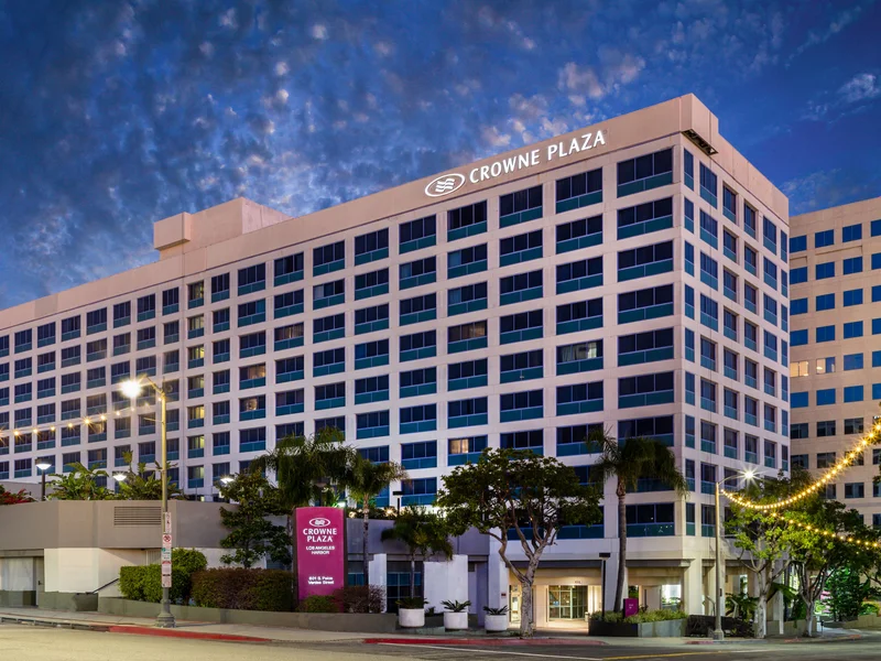 Crowne Plaza Los Angeles Harbor Hotel